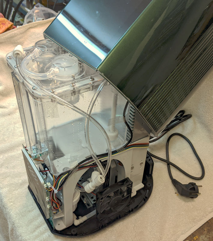 Inhalator Cavallo 1000 3 oeffnen